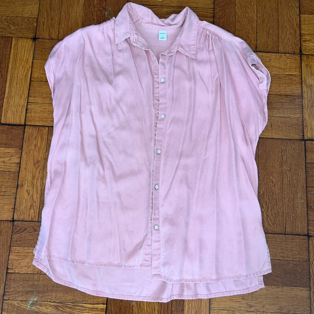 Sleeveless Shirt
